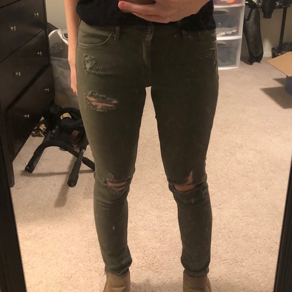 Green Skinny Jeans - Picture 2 of 5
